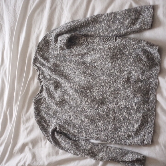 LOFT Crew neck Sweater - Picture 5 of 7